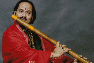 <p>Ronu Majumdar - Hindusthani Classical Flautist