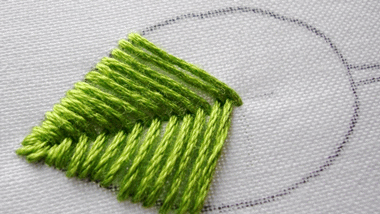 Hand Embroidery Tutorial : Fishbone Stitch 