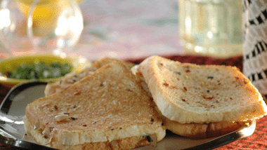 Quick Toast Recipe: Capsicum Cheese Toast 